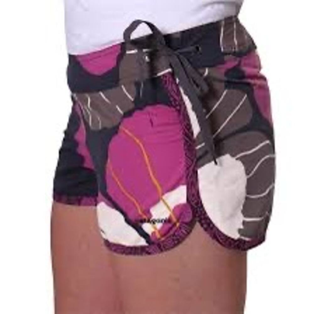 Patagonia Shortie Boardie Board Shorts - Women's Size 6 Purple Floral *EUC